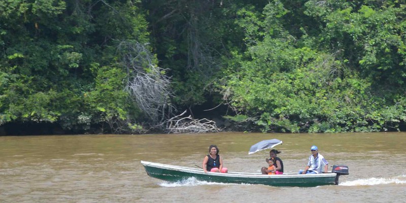Może być zdjęciem przedstawiającym rzekę w regionie Essequibo